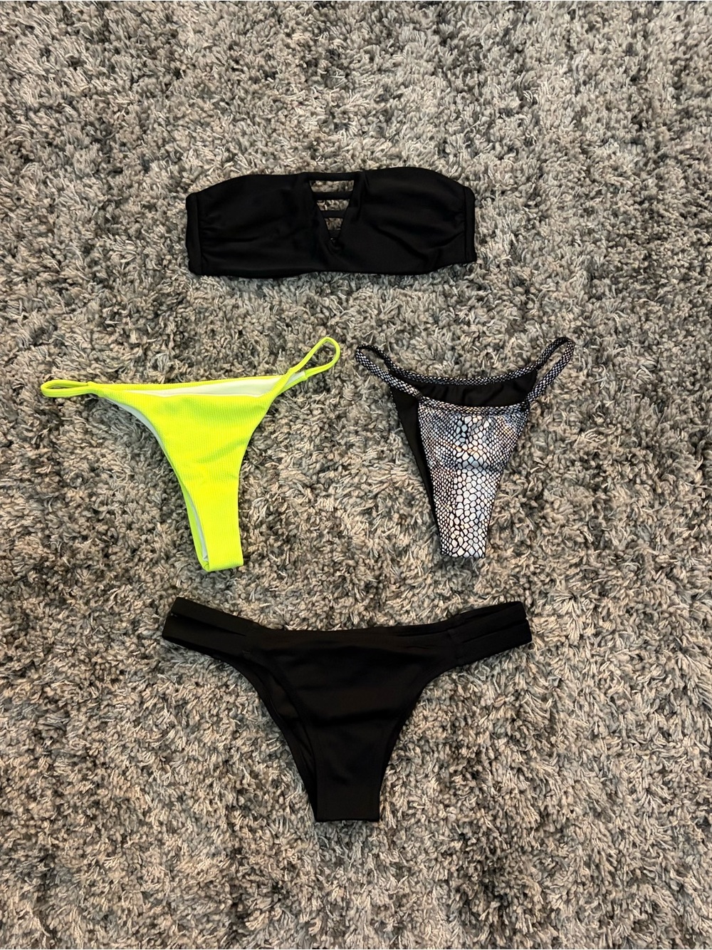 🐸 Women's Bikini Set - Bandeau Top and Mix and Match Cheeky Bottoms